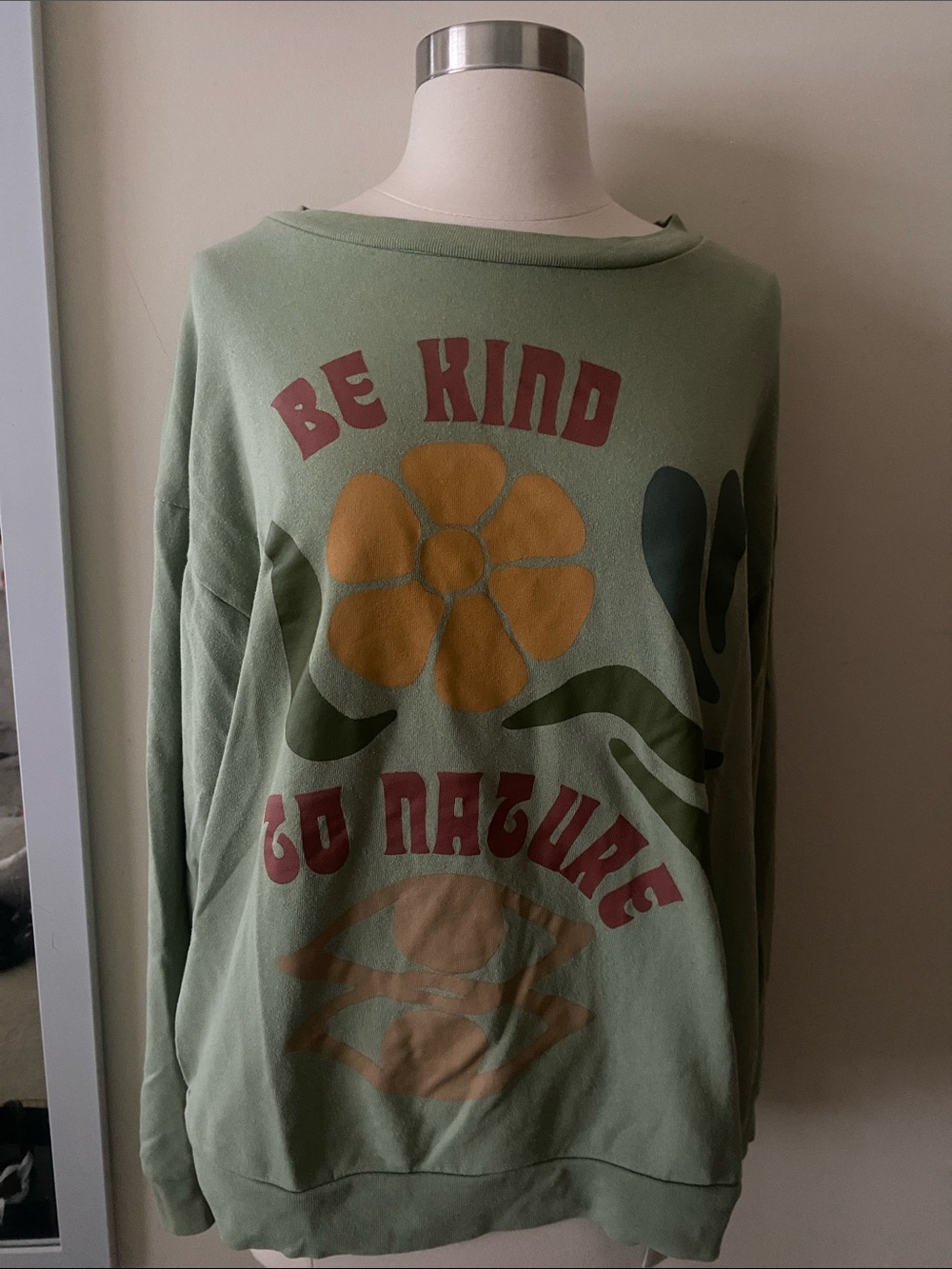 Be Kind to Nature Graphic Crewneck Sweater - Sage Green